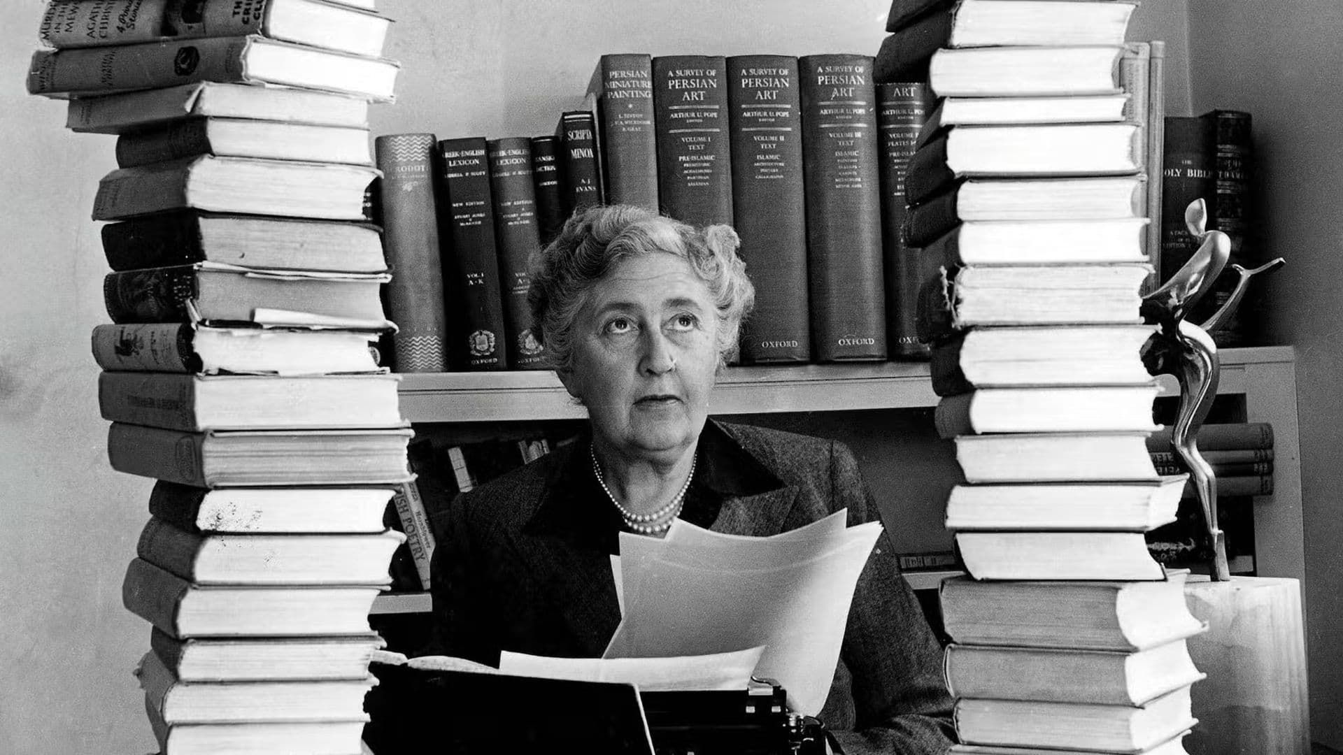 5 Perfect Mystery Books for Agatha Christie Fans cover image