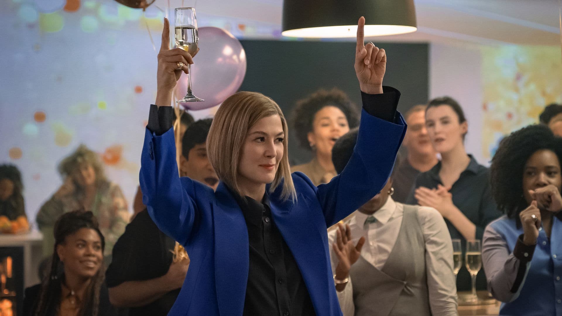 Rosamund Pike's New 93-Minute Netflix Movie Is the No. 1 Film in the World Despite Abysmal Reviews cover image