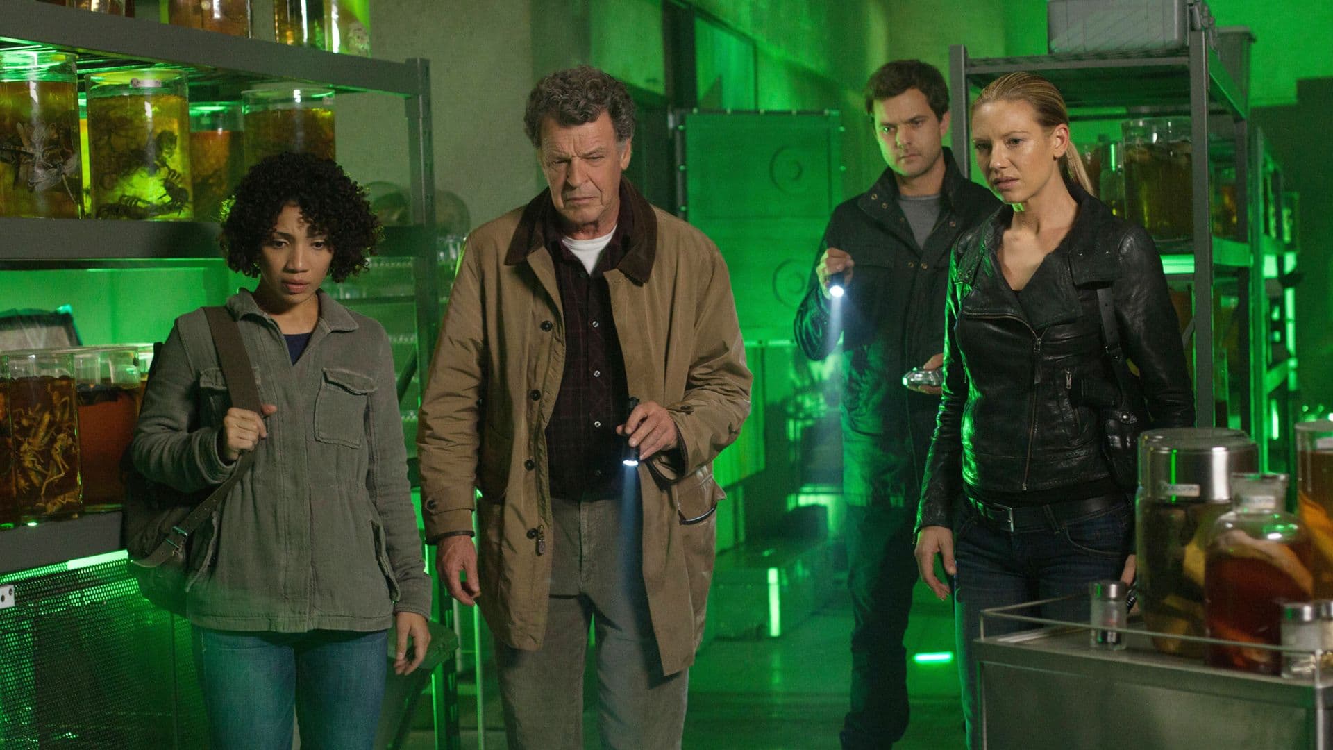 The 5-Part Sci-Fi Cult Classic That Beat Fringe to Smart Parallel Universe TV TV breakdown cover image