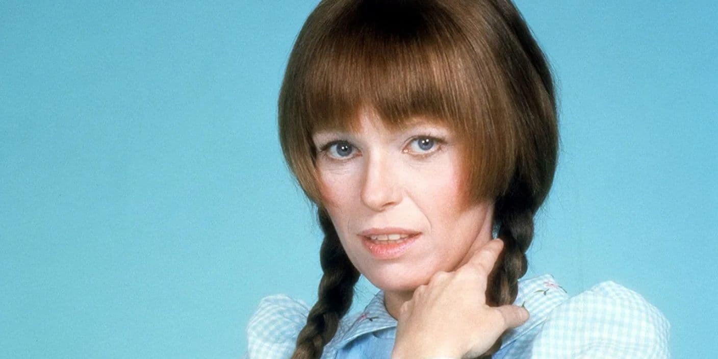 Mary Hartman, Mary Hartman Star Louise Lasser Dies at 87 cover image