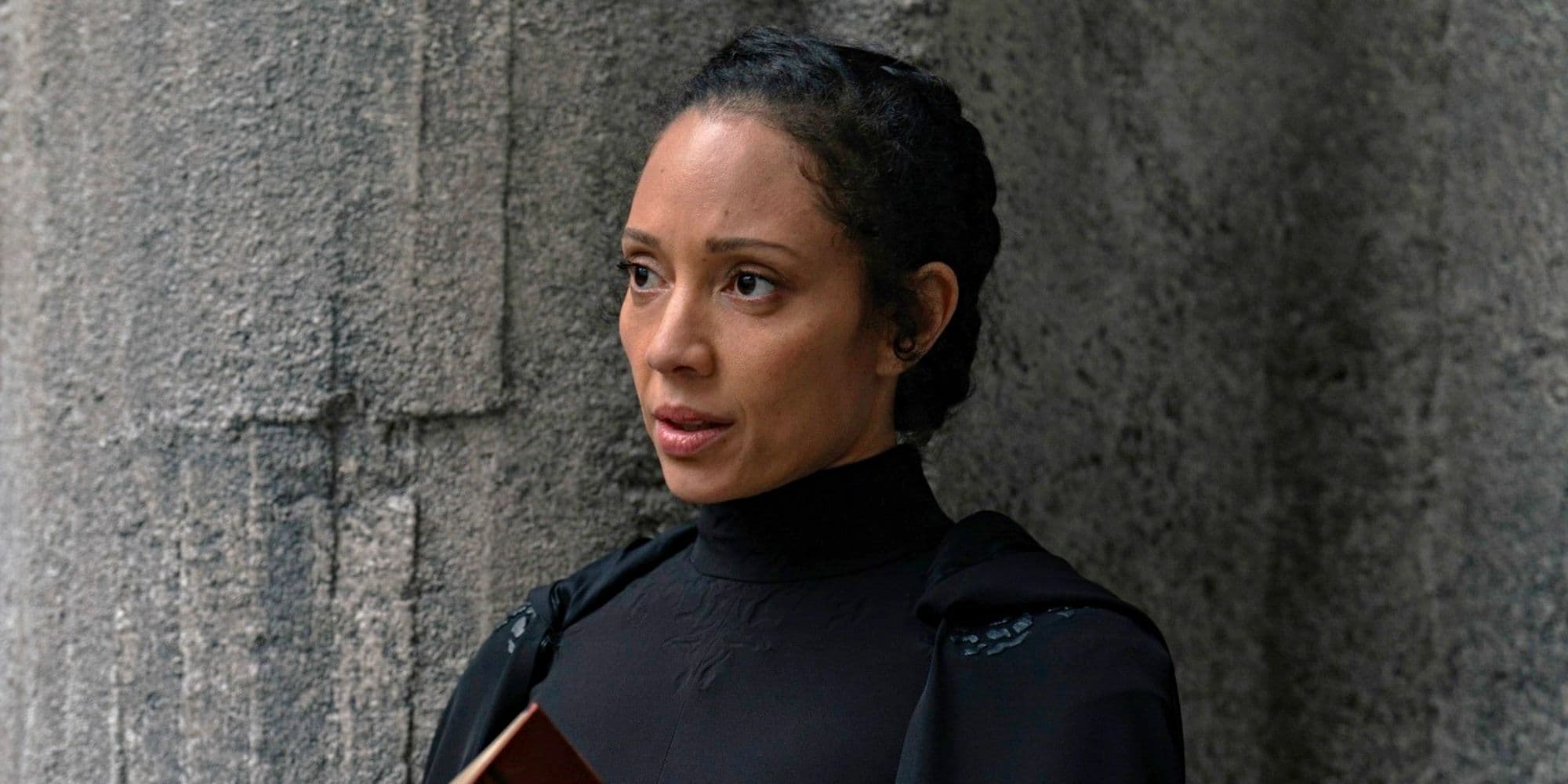 HBO's Thrilling Sci-Fi Epic Is at Its Best When It Sticks to the Books cover image