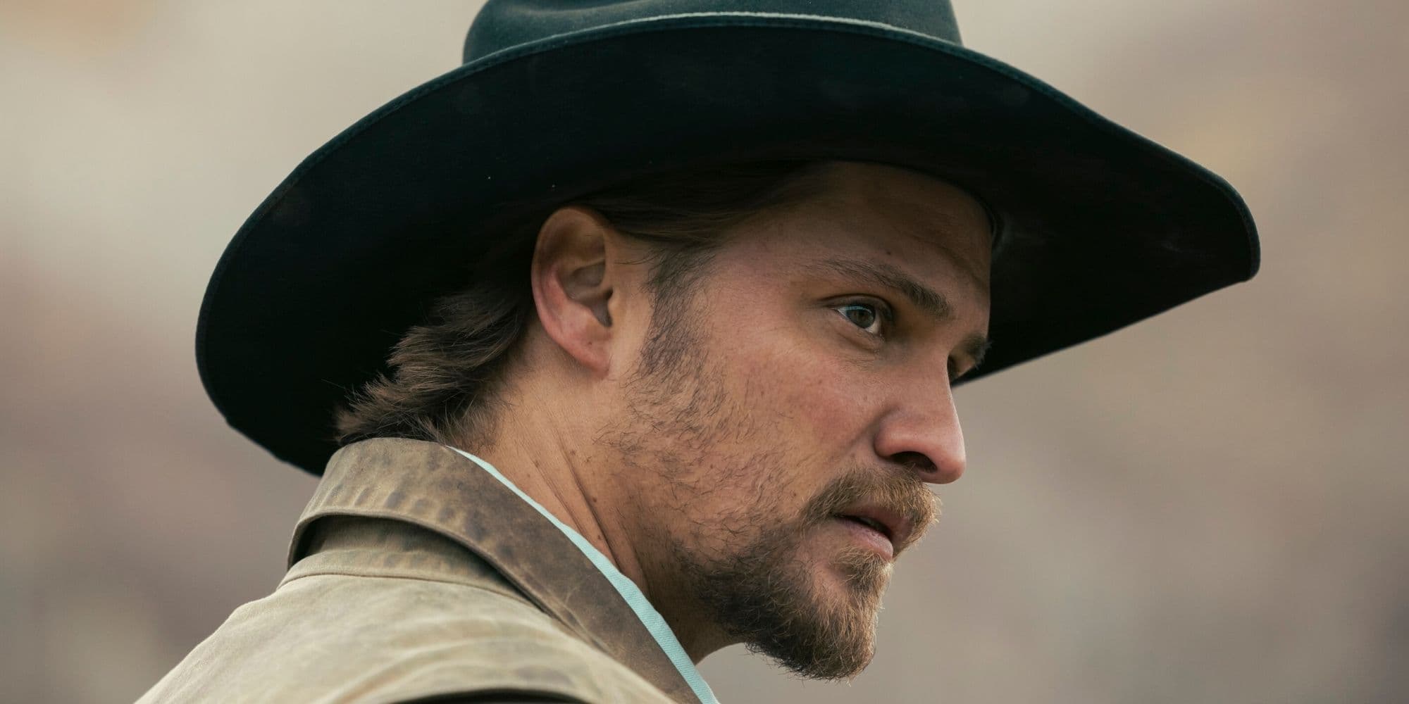 ‘Yellowstone’ Legend Faces Life-or-Death Threat in ‘Marshals’ Season 1 Finale First Look cover image