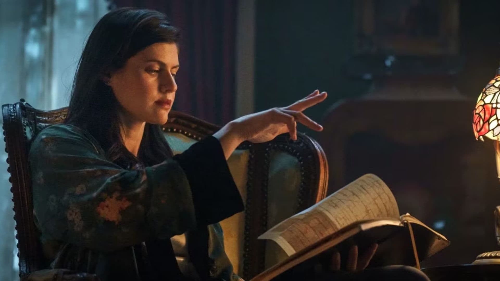 AMC's 'Anne Rice's Mayfair Witches' Season 3 Teaser Confirms Release Window cover image