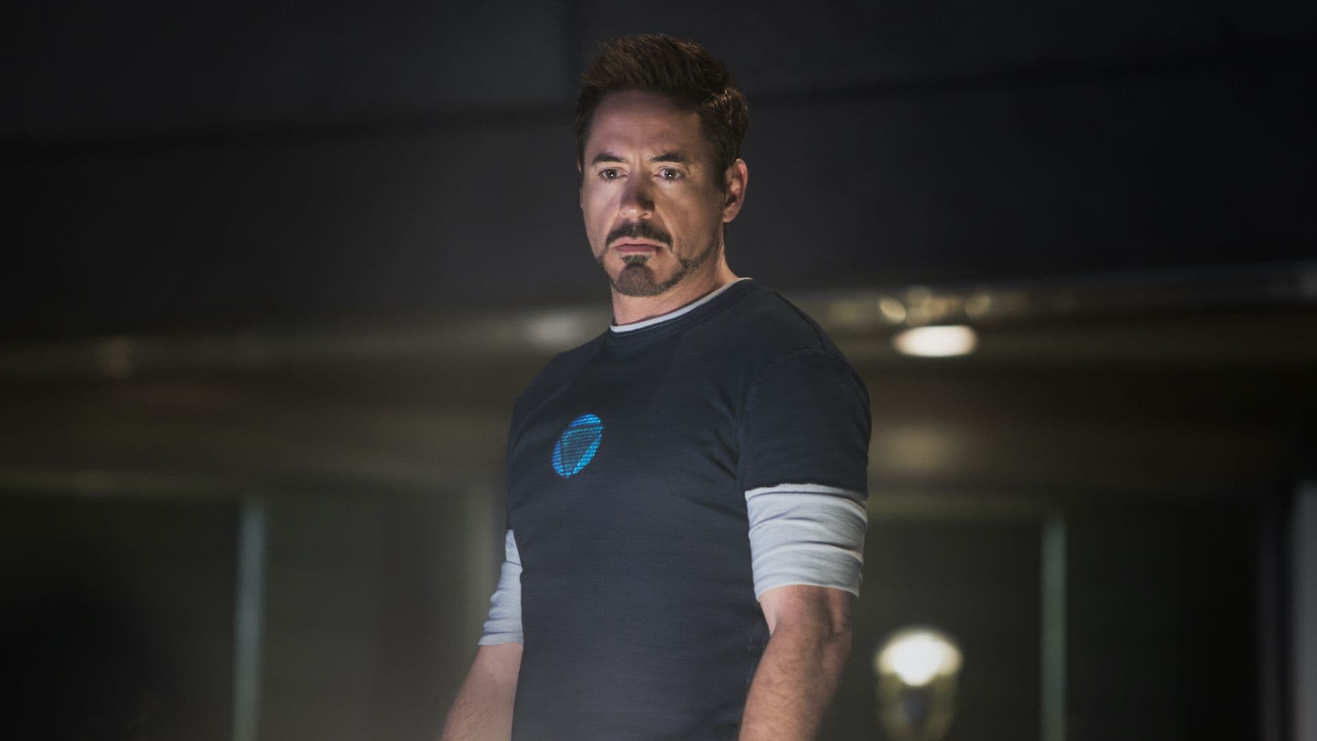 Robert Downey Jr.'s Doctor Doom Performance Teased By Avengers: Doomsday Star cover image