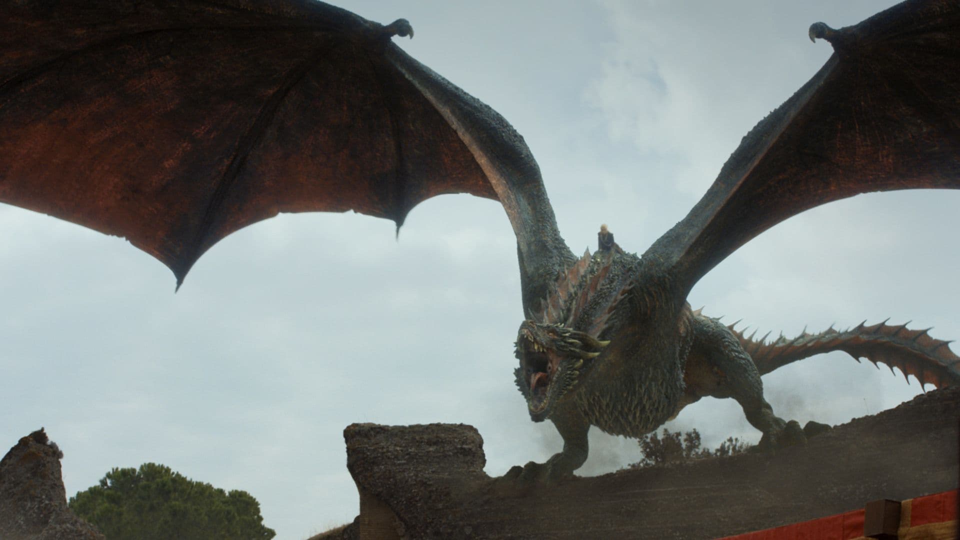 Game Of Thrones Officially Unveils New Character Who Shares Dany's Rare Gift cover image