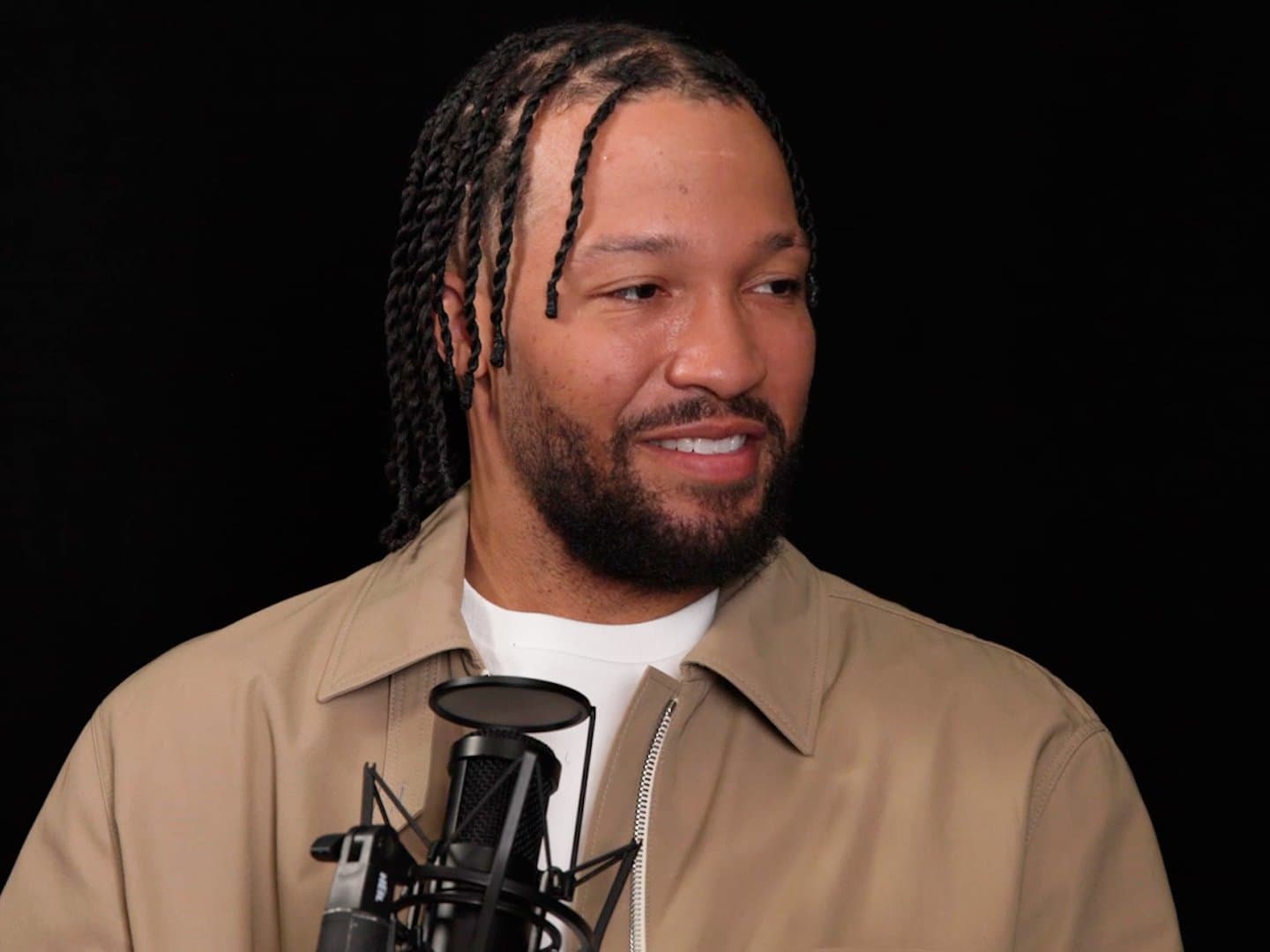 Jalen Brunson Talks Taylor Swift’s Wedding, Giving Back and Whether the Knicks Will Visit the Trump White House cover image